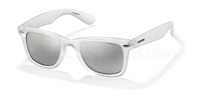 Polaroid P8400 Sunglasses at SelectSpecs